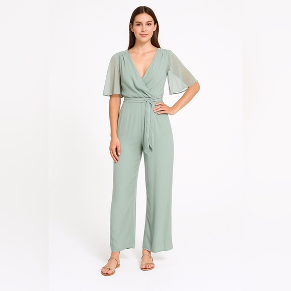 Zara Collection Womens Cutout Back Wide Leg Mint Green Flowy Jumpsuit  Sz. M NWT - Picture 1 of 10